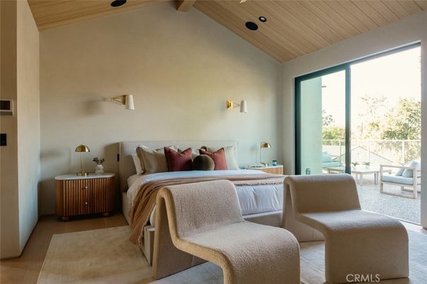 Bedroom, Interior, Recessed Lighting, Wooden Ceilings