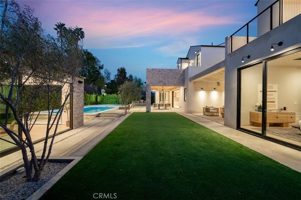 Backyard, Exterior, Pool