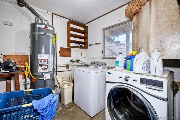 Interior, Washer
