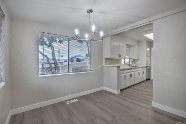 Chandelier, Interior, Kitchen, Pendant Lights, Wood Texture Flooring