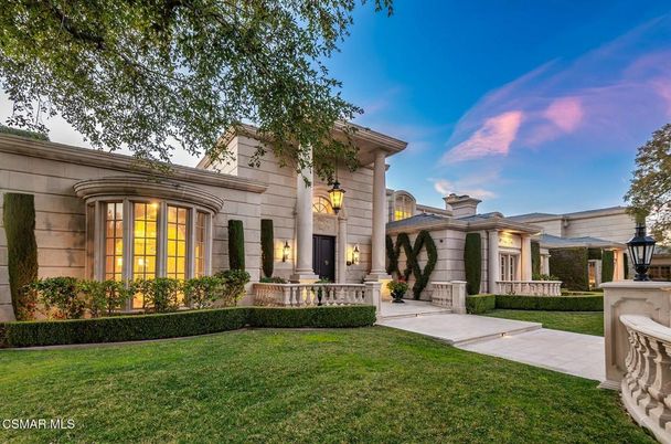 Backyard, Exterior, Facade, French Provincial