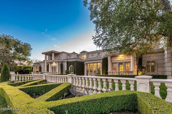 Backyard, Exterior, Facade, French Provincial