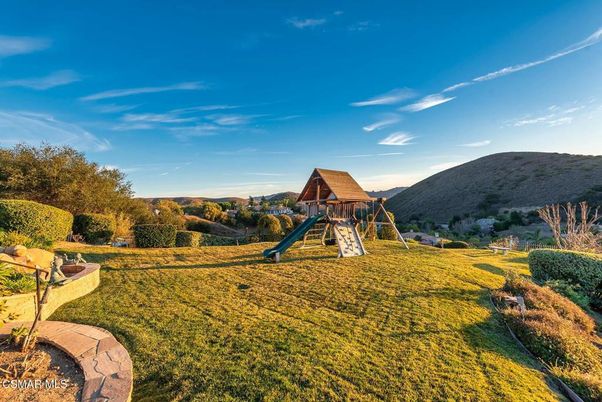 Backyard, Exterior, Playground
