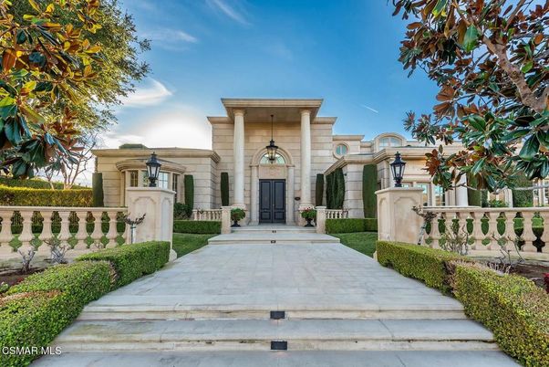 Backyard, Exterior, Facade, French Provincial