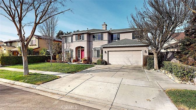 Attached, Backyard, Exterior, Facade, Mediterranean
