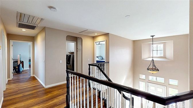 Interior, Pendant Lights, Recessed Lighting, Wood Texture Flooring