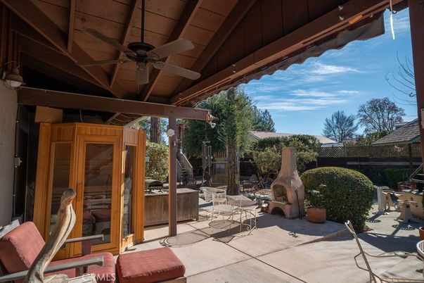 Exterior, Fireplace