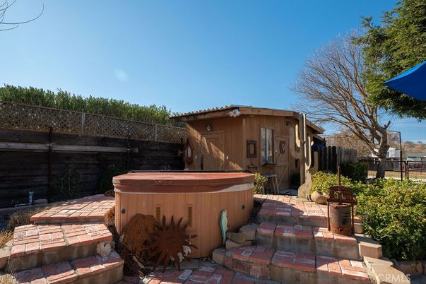 Exterior, Hot Tub