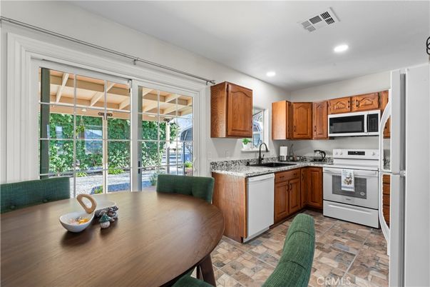Dining room, Interior, Kitchen, Recessed Lighting
