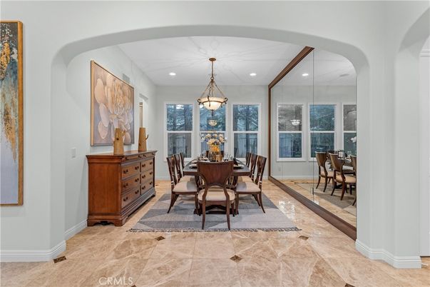 Dining room, Interior, Pendant Lights, Recessed Lighting