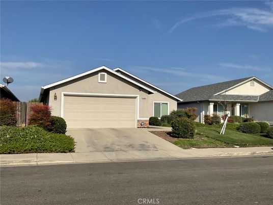 Attached, Exterior, Facade, Ranch