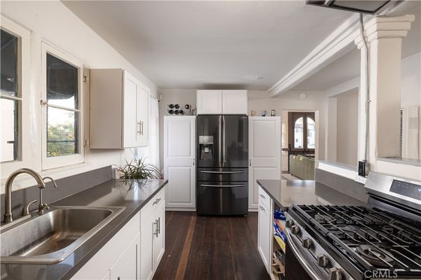Interior, Kitchen, Stainless Steel Appliances, Wood Texture Flooring