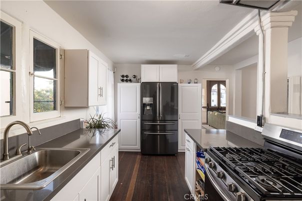 Interior, Kitchen, Stainless Steel Appliances, Wood Texture Flooring