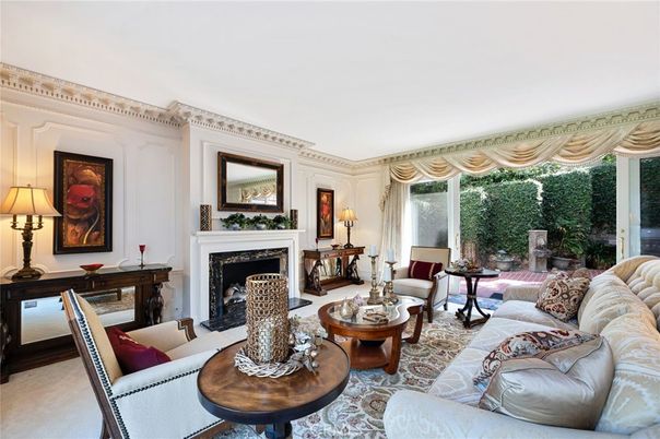 Fireplace, Interior, Living room