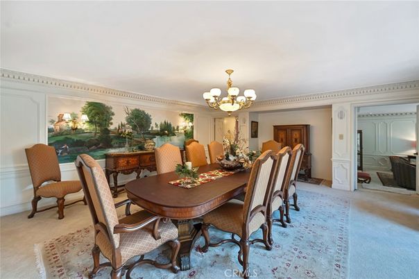 Chandelier, Dining room, Interior