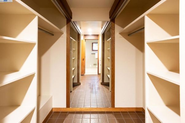 Interior, Walk-in Closets