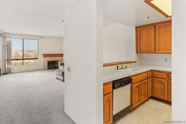 Fireplace, Interior, Kitchen