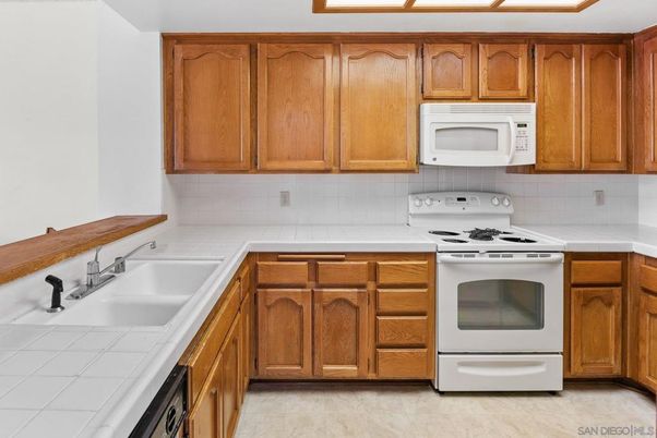 Interior, Kitchen, Tile Countertops