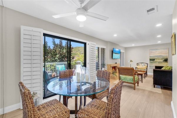 Dining room, Interior, Living room, Recessed Lighting, Wood Texture Flooring