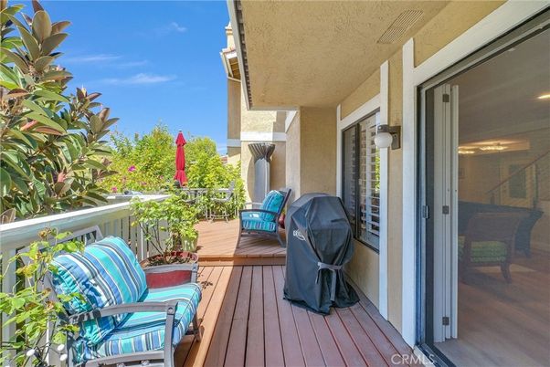 Exterior, Wood Texture Flooring