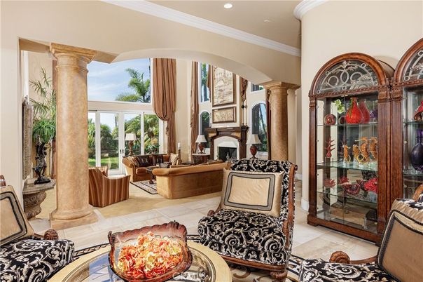 Fireplace, Interior, Living room, Recessed Lighting