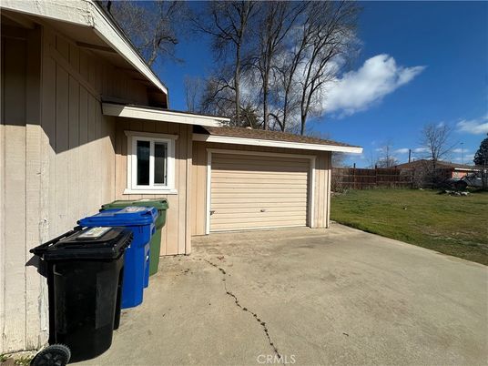Backyard, Detached Garage, Exterior