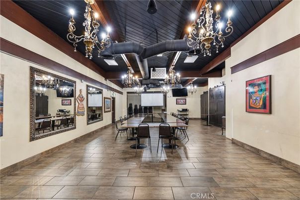Chandelier, Dining room, Interior, Recessed Lighting