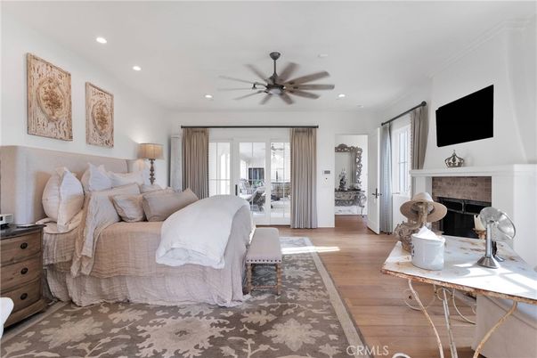 Bedroom, Fireplace, Interior, Recessed Lighting, Wood Texture Flooring