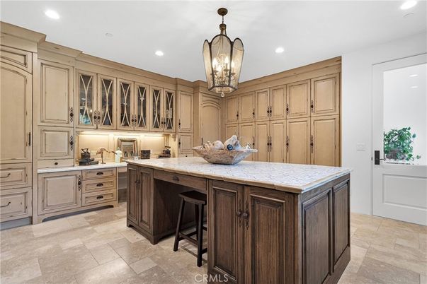 Interior, Kitchen, Pendant Lights, Recessed Lighting