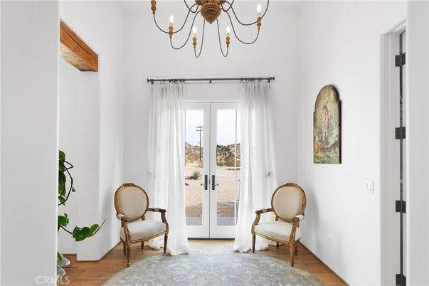 Chandelier, Interior, Wood Texture Flooring