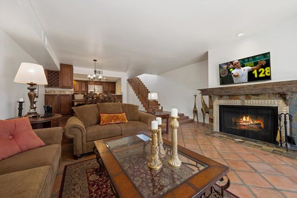 Fireplace, Interior, Living room, Pendant Lights, Recessed Lighting