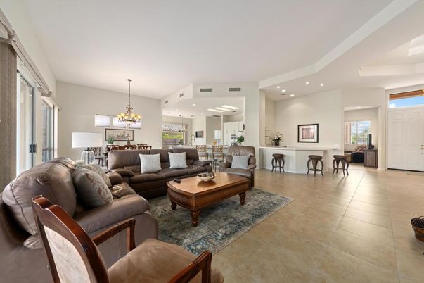 Chandelier, Dining room, Interior, Living room, Recessed Lighting