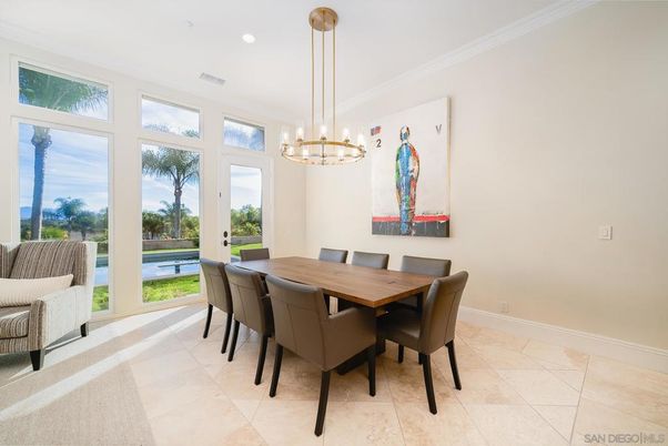 Dining room, Interior, Pendant Lights, Recessed Lighting