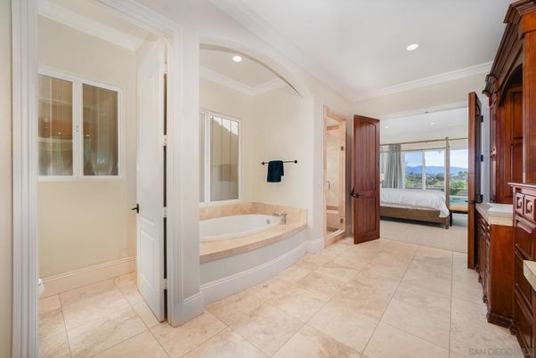 Bathroom, Bedroom, Interior, Recessed Lighting