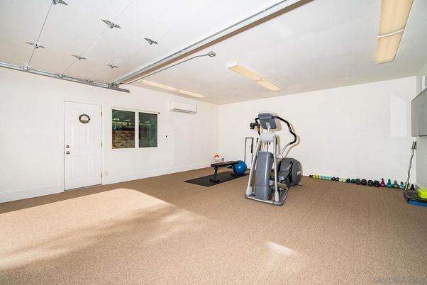 Fitness Equipment, Interior, Recessed Lighting