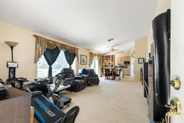 Dining room, Fitness Equipment, Interior, Kitchen
