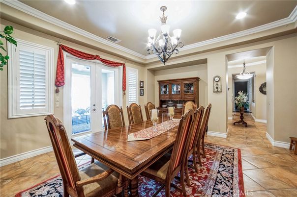 Chandelier, Dining room, Interior, Recessed Lighting