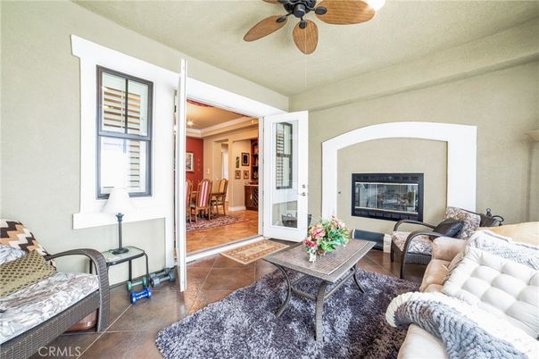 Fireplace, Interior, Living room