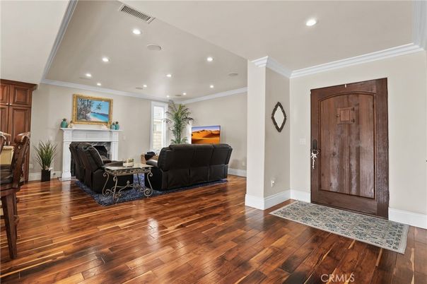 Fireplace, Interior, Living room, Recessed Lighting, Wood Texture Flooring