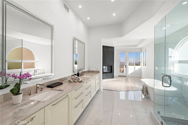 Bathroom, Dual Sink Vanities, Fireplace, Free Standing Baths, Glass Shower, Interior, Recessed Lighting