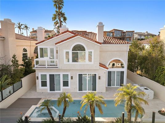 Exterior, Facade, Pool, Spanish Mediterranean
