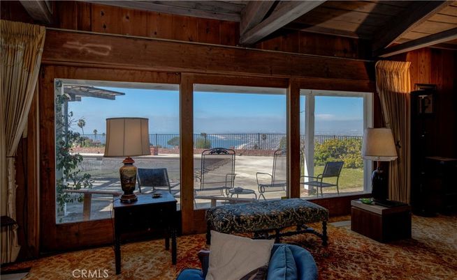 Home Office, Interior, Water, Wooden Beams, Wooden Ceilings, Wooden Walls
