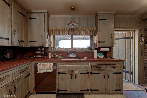 Interior, Kitchen, Pendant Lights