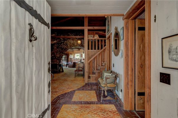 Interior, Wooden Beams