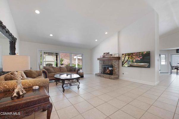 Fireplace, Interior, Living room, Recessed Lighting