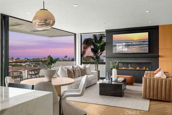 Fireplace, Interior, Living room, Pendant Lights, Recessed Lighting, Wood Texture Flooring