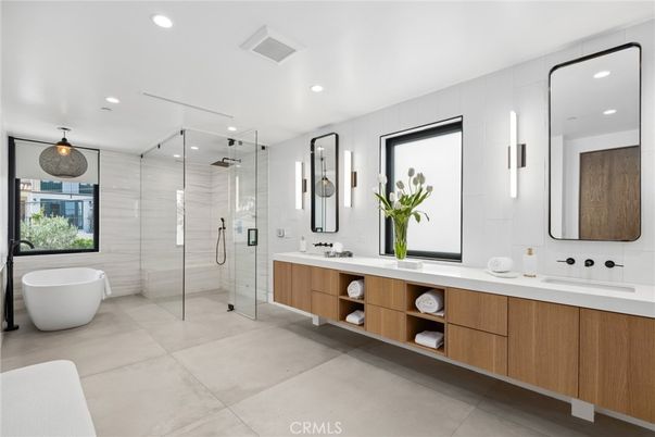Bathroom, Dual Sink Vanities, Free Standing Baths, Glass Shower, Interior, Recessed Lighting