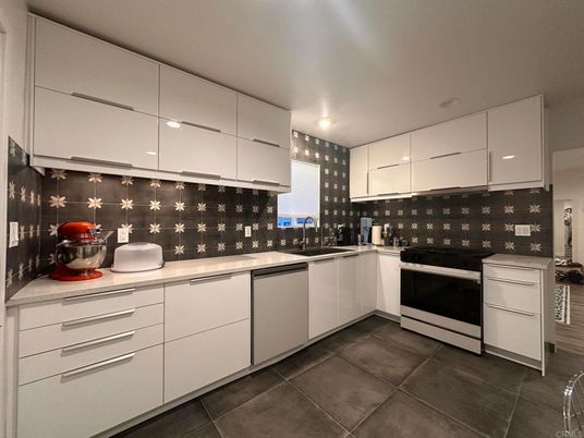 Interior, Kitchen, Recessed Lighting