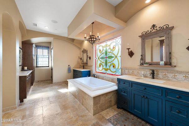Bathroom, Chandelier, Interior, Pendant Lights, Recessed Lighting