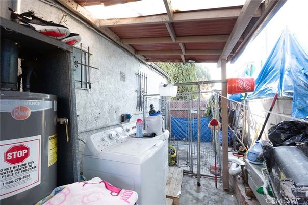 Exterior, Washer